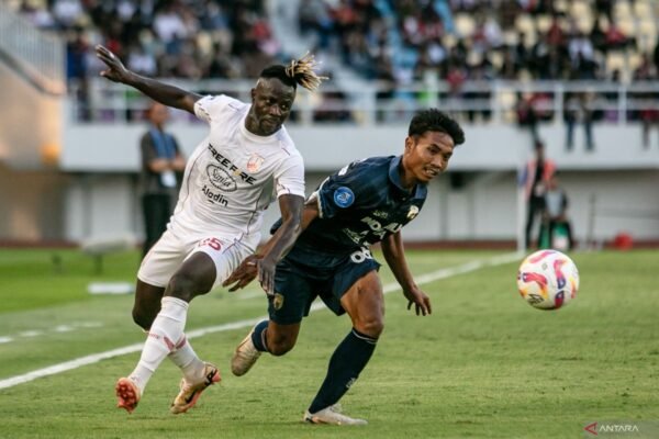 Persis Solo Meminta Dukungan Penuh Suporter Saat Hadapi Dewa United